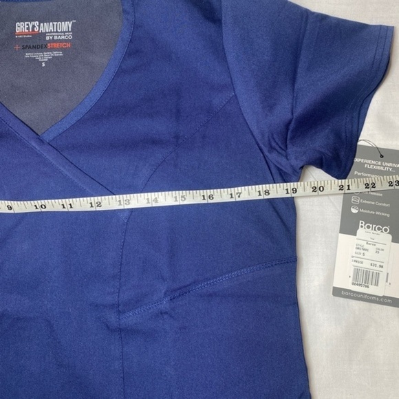 Greys ANATOMY BY‎ BARCO V-NECK SCRUB SIZE-S - Picture 5 of 7